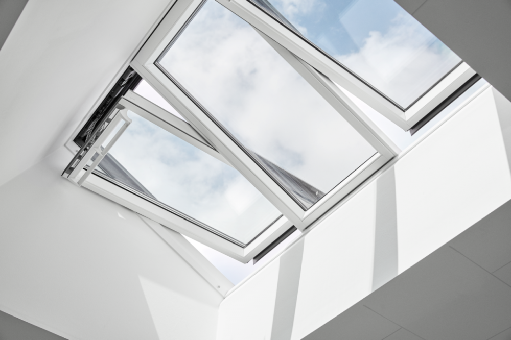 Finestra Velux 3 in 1 a bilico Solare Energy Clima GGLS 206630